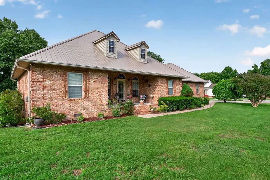 271 Hearthstone Drive Sparta TN 38583