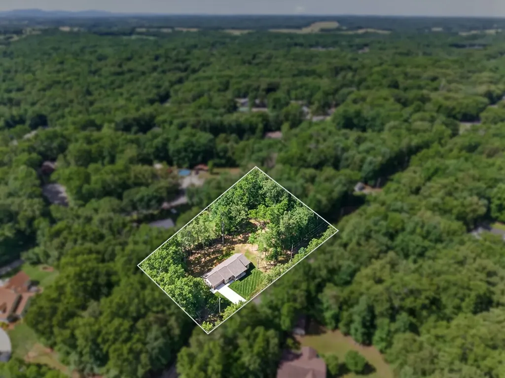 1146 Natchez Trace Crossville TN 38572