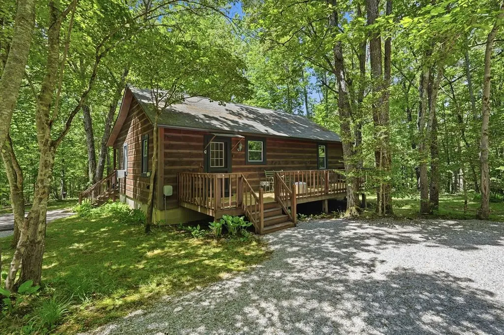 118 Cherokee Road Spencer TN 38585