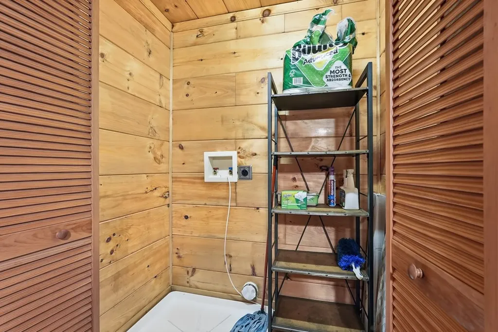 118 Cherokee Road Spencer TN 38585