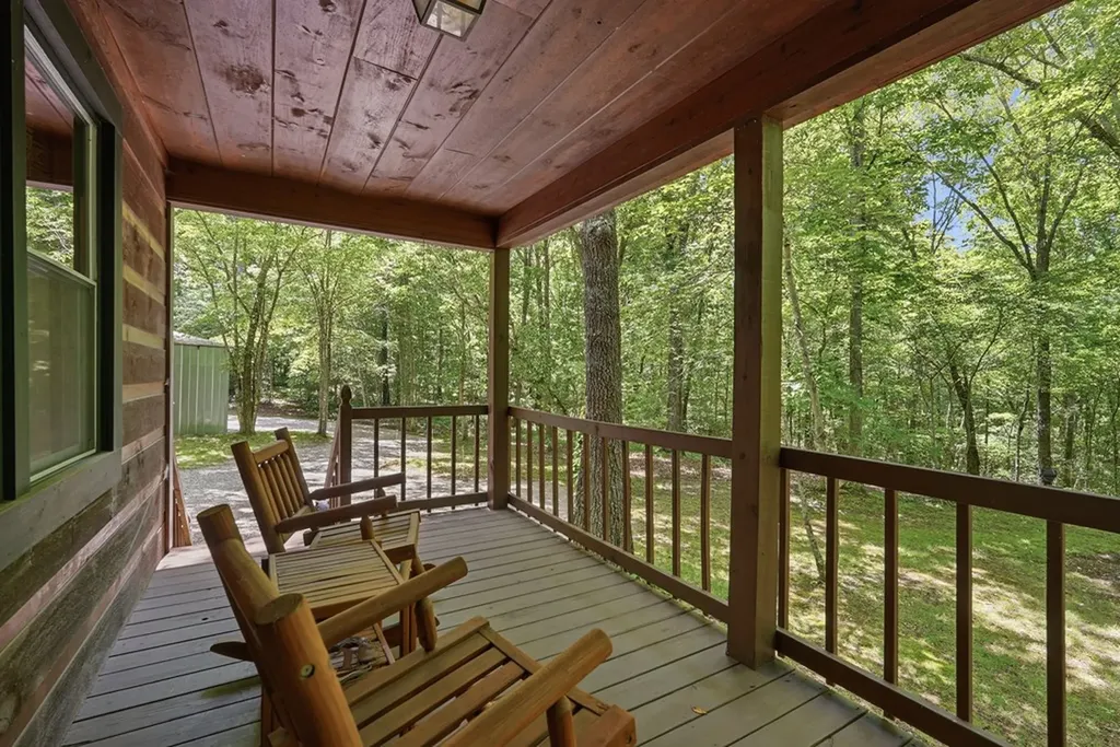 118 Cherokee Road Spencer TN 38585