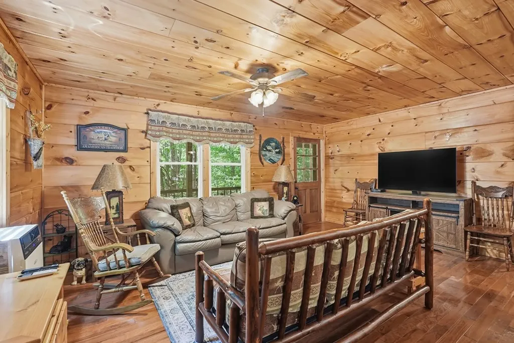 118 Cherokee Road Spencer TN 38585