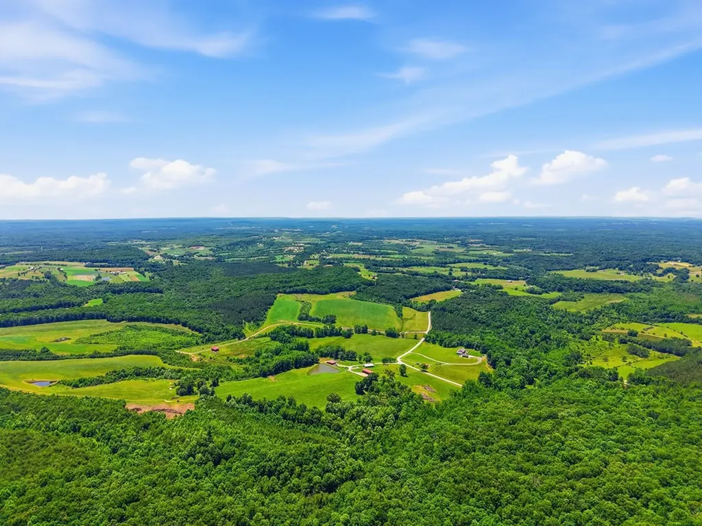 118 Cherokee Road Spencer TN 38585