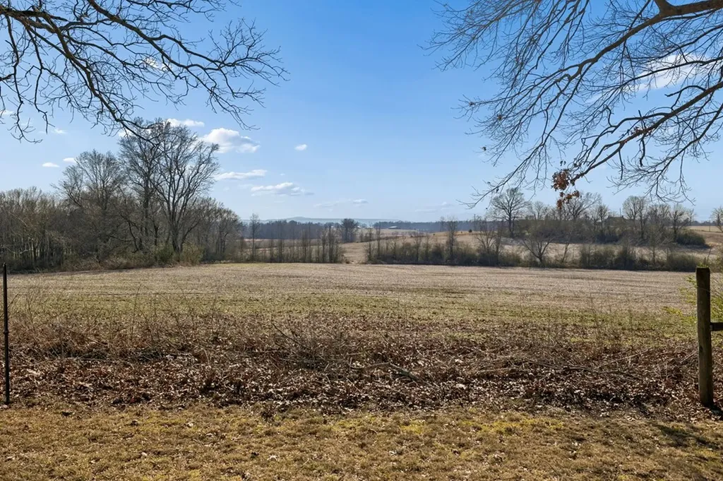 524 Willie Jarvis Road Sparta TN 38583