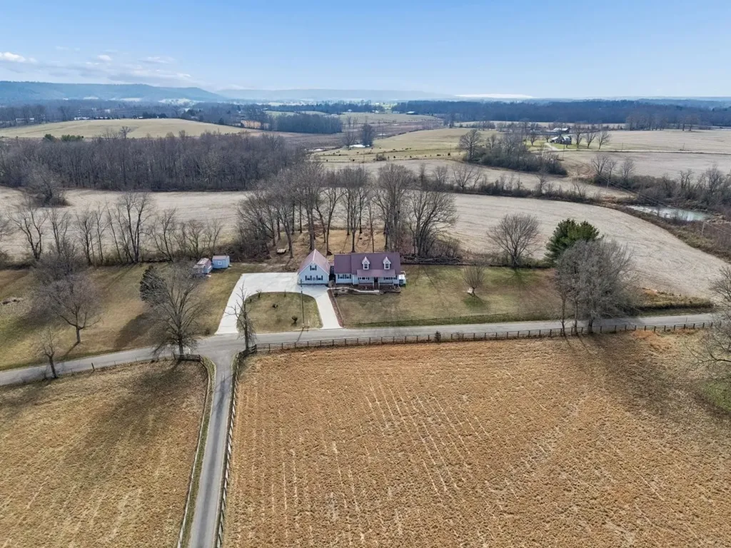 524 Willie Jarvis Road Sparta TN 38583