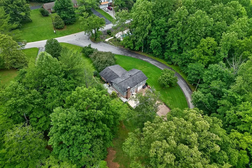 1250 Charles Street Cookeville TN 38506