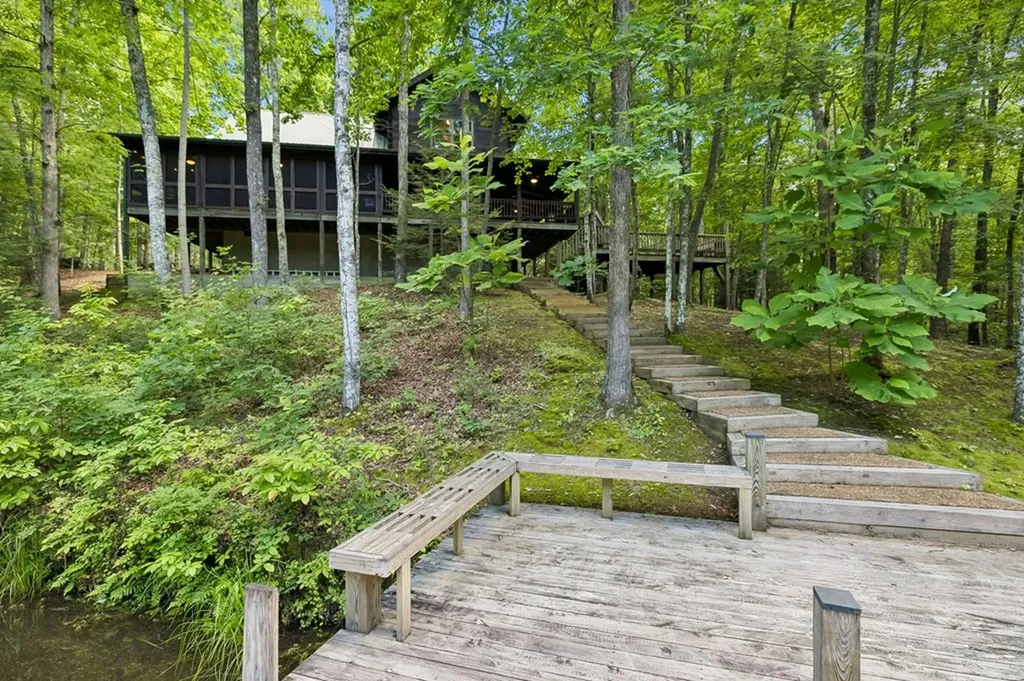 340 Doe Ridge Road Oneida TN 37841
