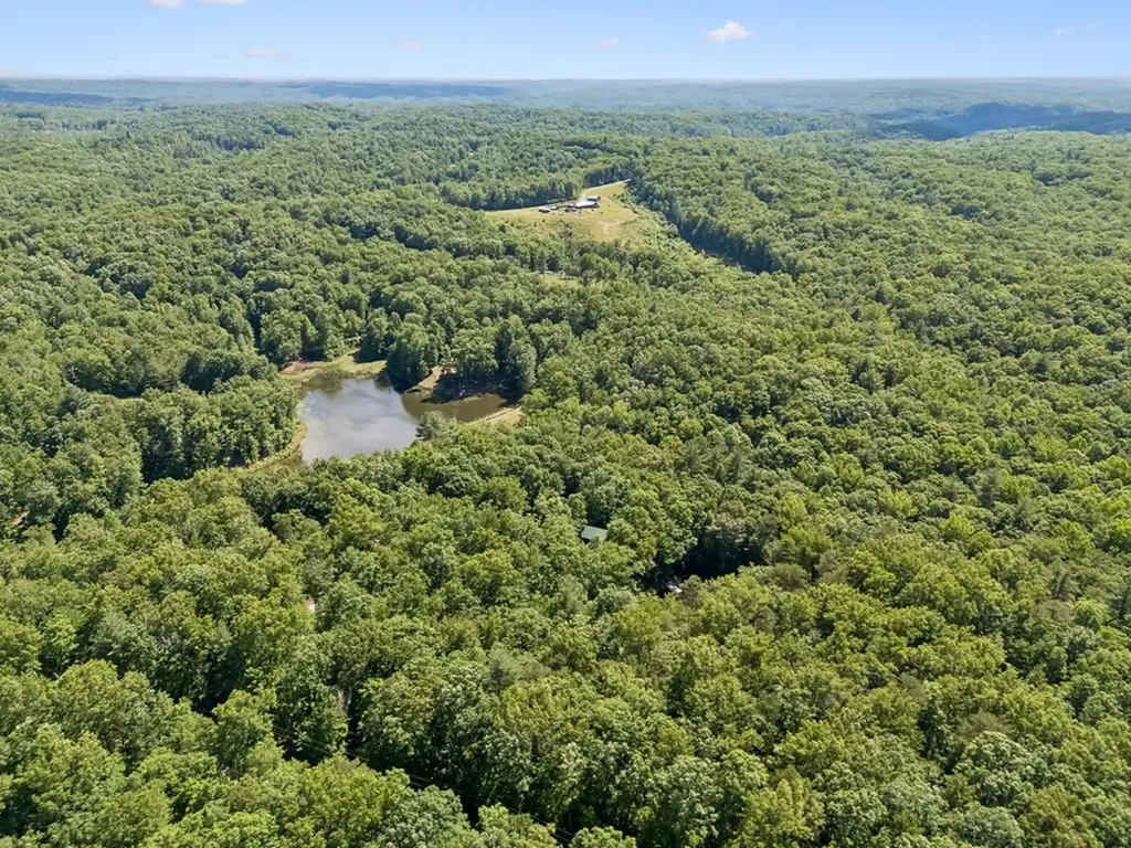 340 Doe Ridge Road Oneida TN 37841