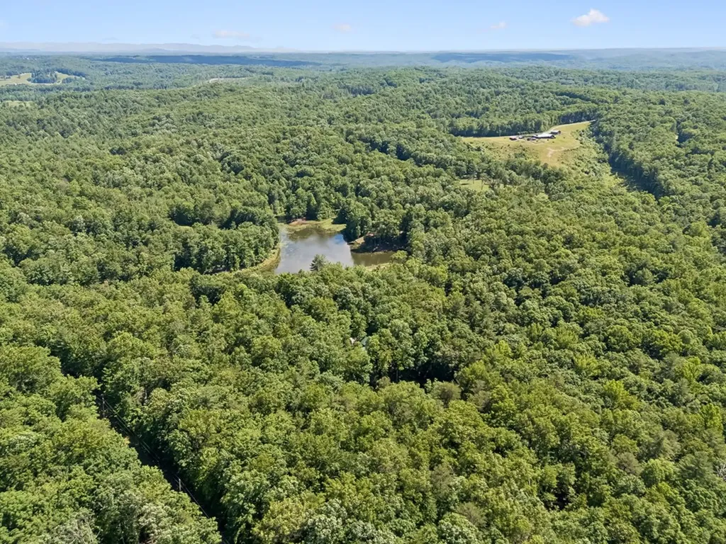 340 Doe Ridge Road Oneida TN 37841