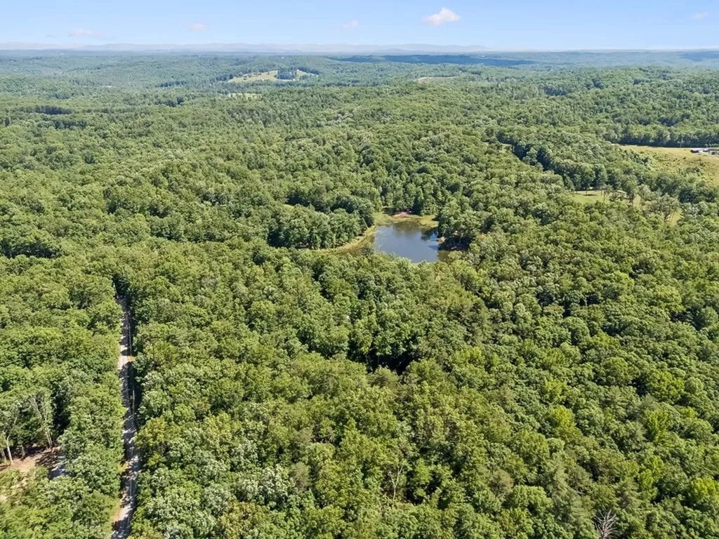 340 Doe Ridge Road Oneida TN 37841