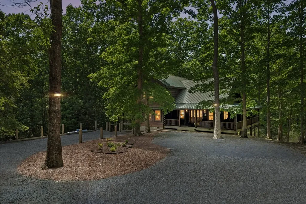 340 Doe Ridge Road Oneida TN 37841