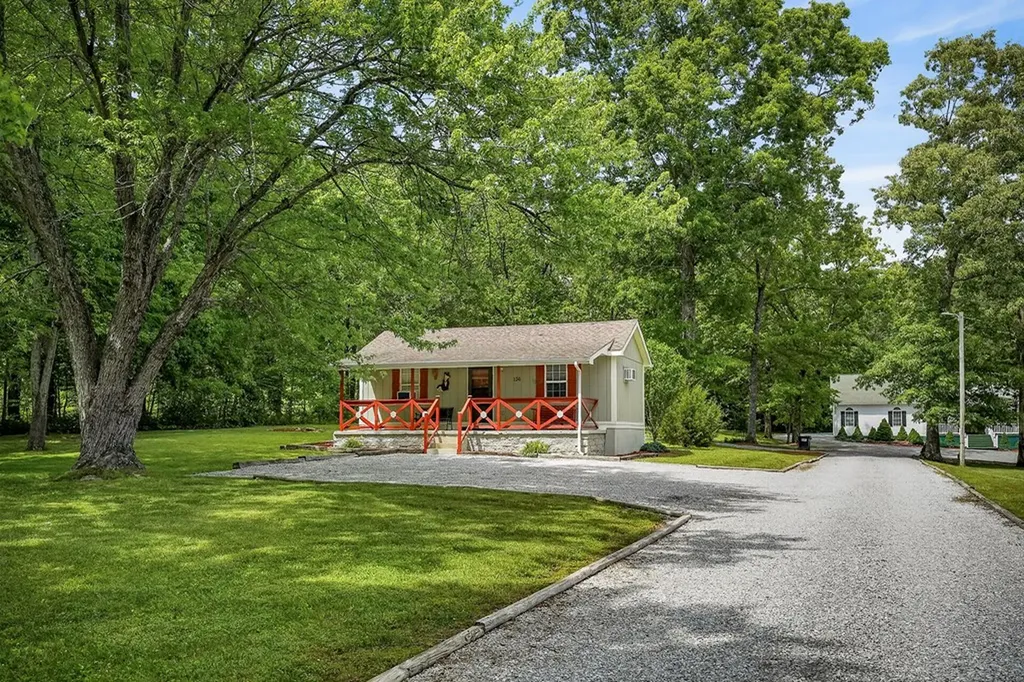 67 Woodlands Circle Crossville TN 38571