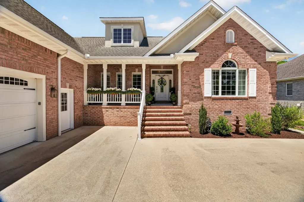 211 Tomlon Road Crossville TN 38555