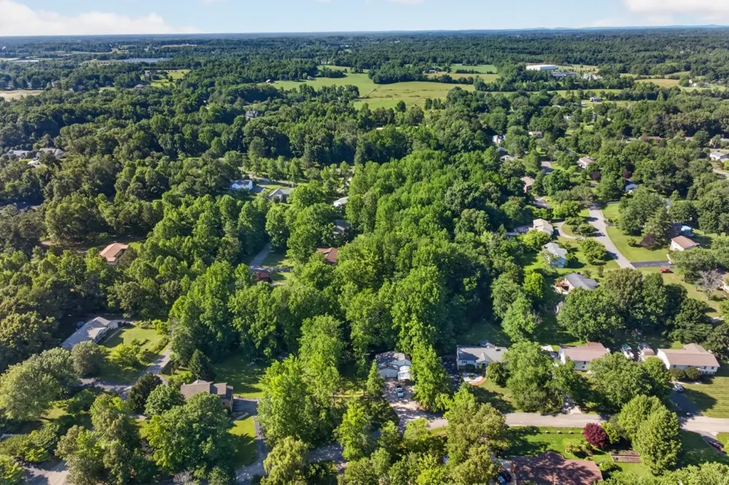 2119 Williamsburg Circle Cookeville TN 38506