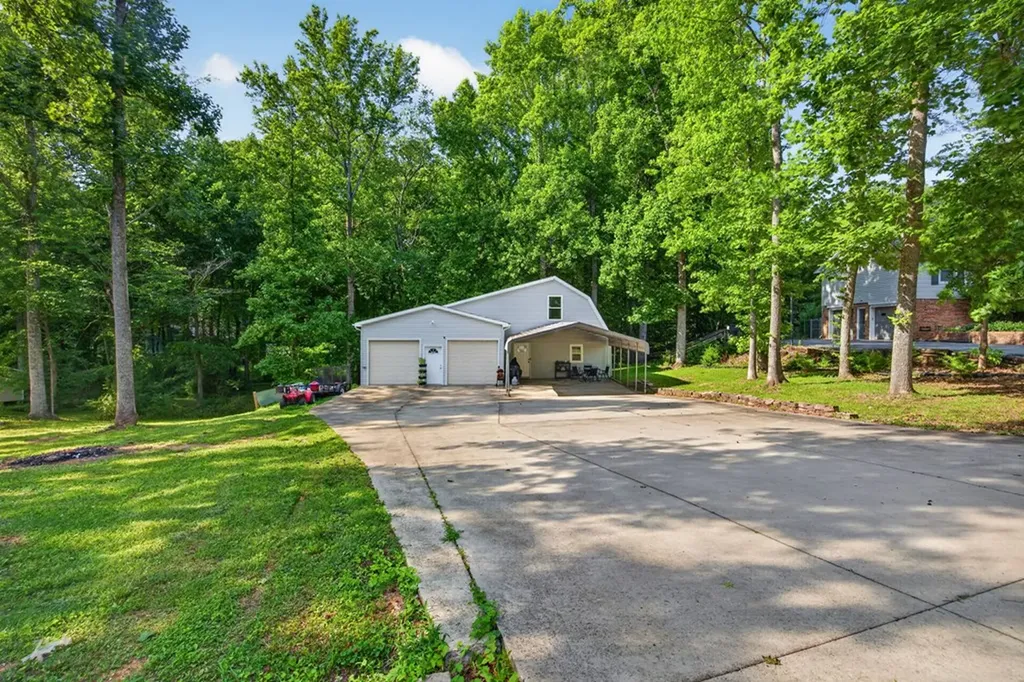 2119 Williamsburg Circle Cookeville TN 38506