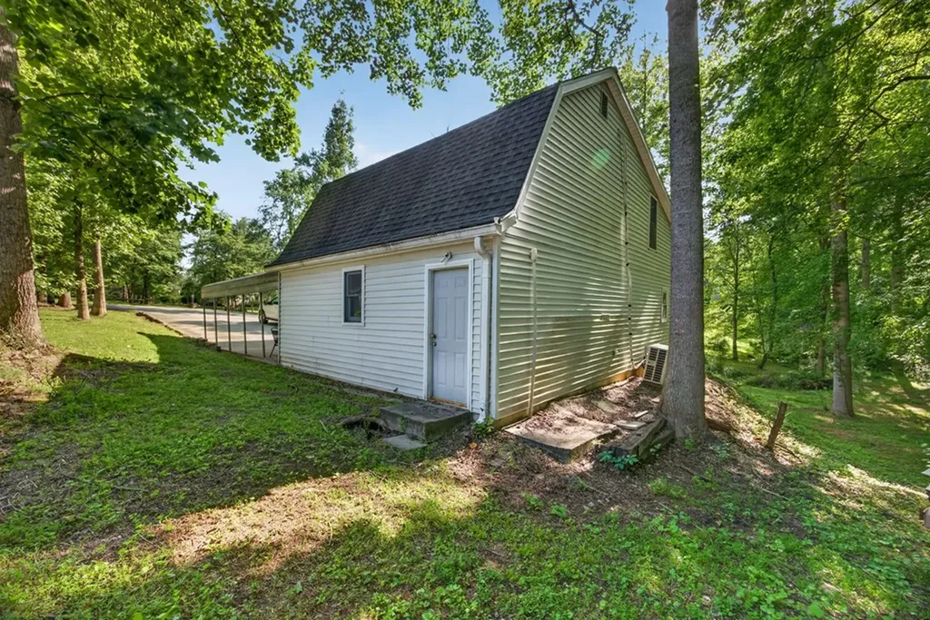 2119 Williamsburg Circle Cookeville TN 38506