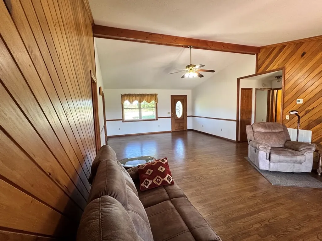 6986 S. York Highway Clarkrange TN 38553