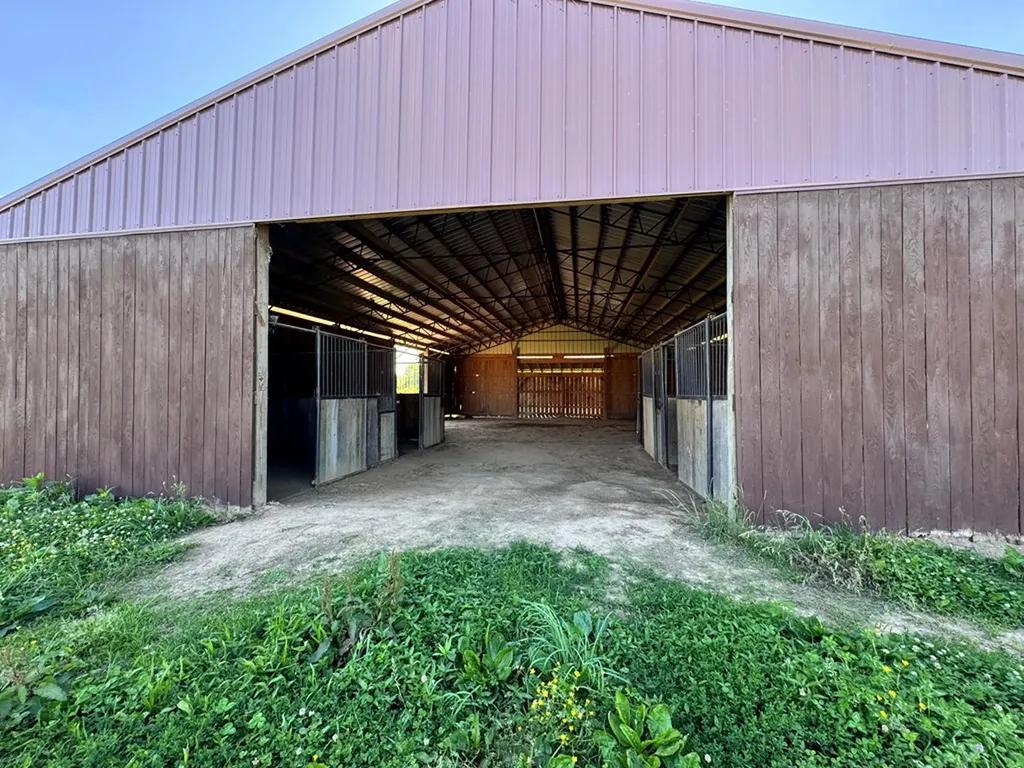 6986 S. York Highway Clarkrange TN 38553