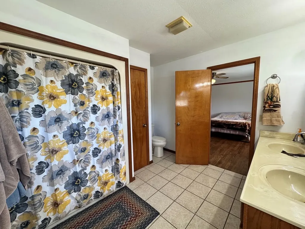 6986 S. York Highway Clarkrange TN 38553