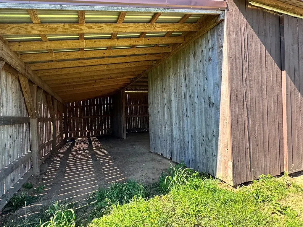 6986 S. York Highway Clarkrange TN 38553