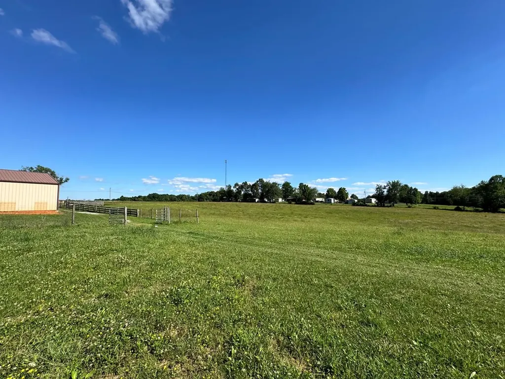6986 S. York Highway Clarkrange TN 38553