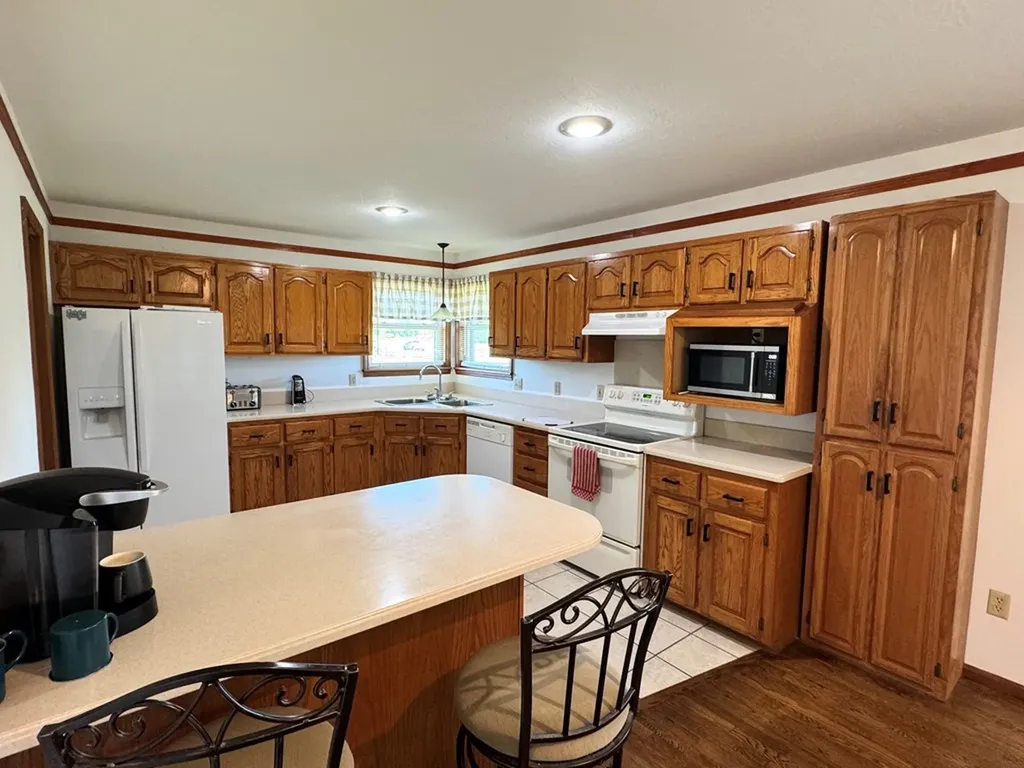 6986 S. York Highway Clarkrange TN 38553