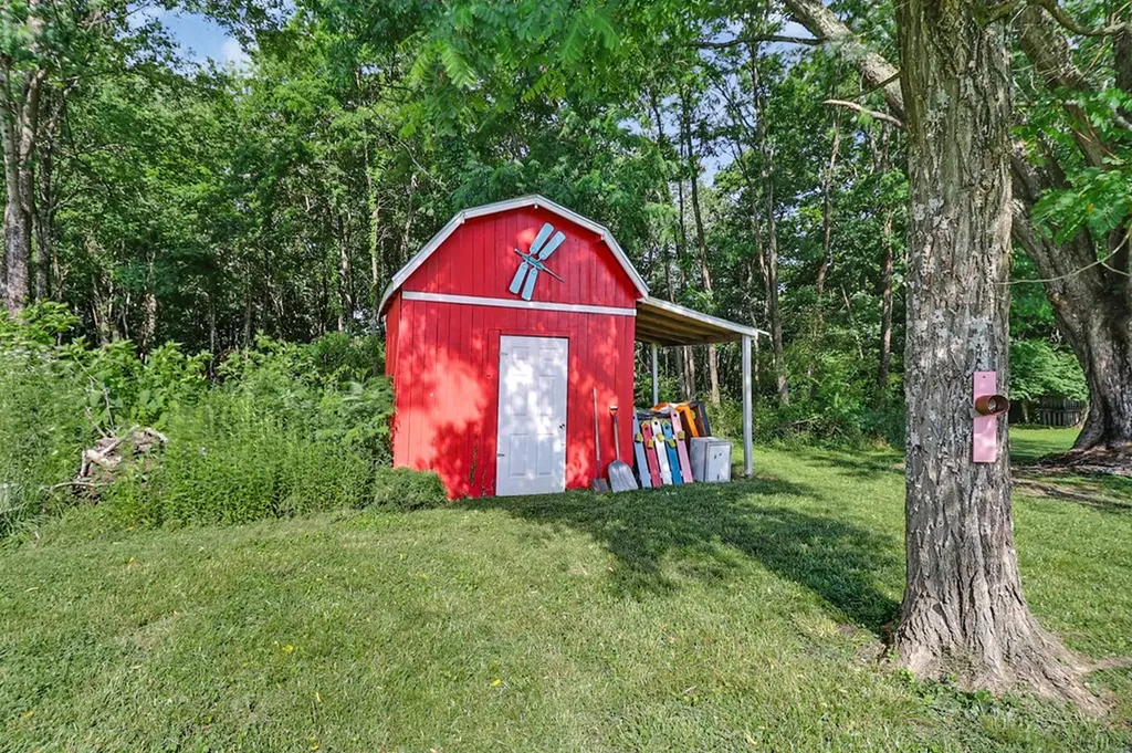 1014 Allardt Highway Jamestown TN 38556
