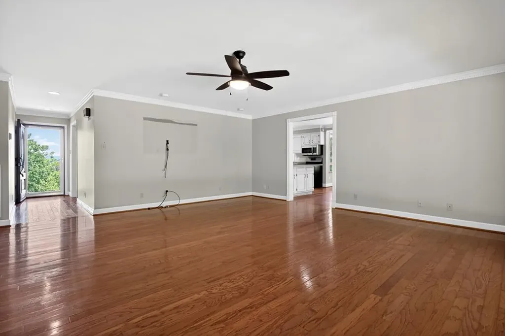 721 Valley Drive Livingston TN 38570