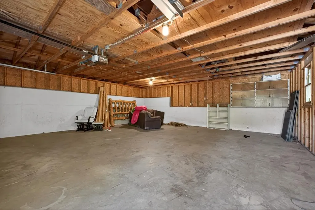 721 Valley Drive Livingston TN 38570