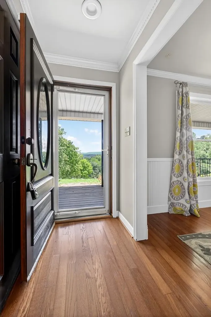 721 Valley Drive Livingston TN 38570