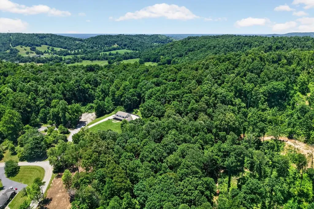 721 Valley Drive Livingston TN 38570