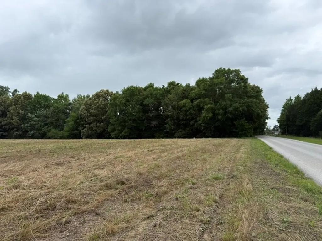 06 Smoot Road Morrison TN 37357