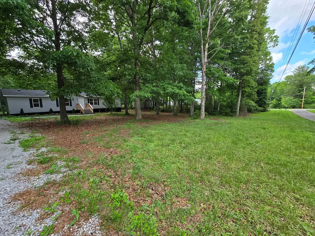 601 Foxwood Drive Crossville TN 38571