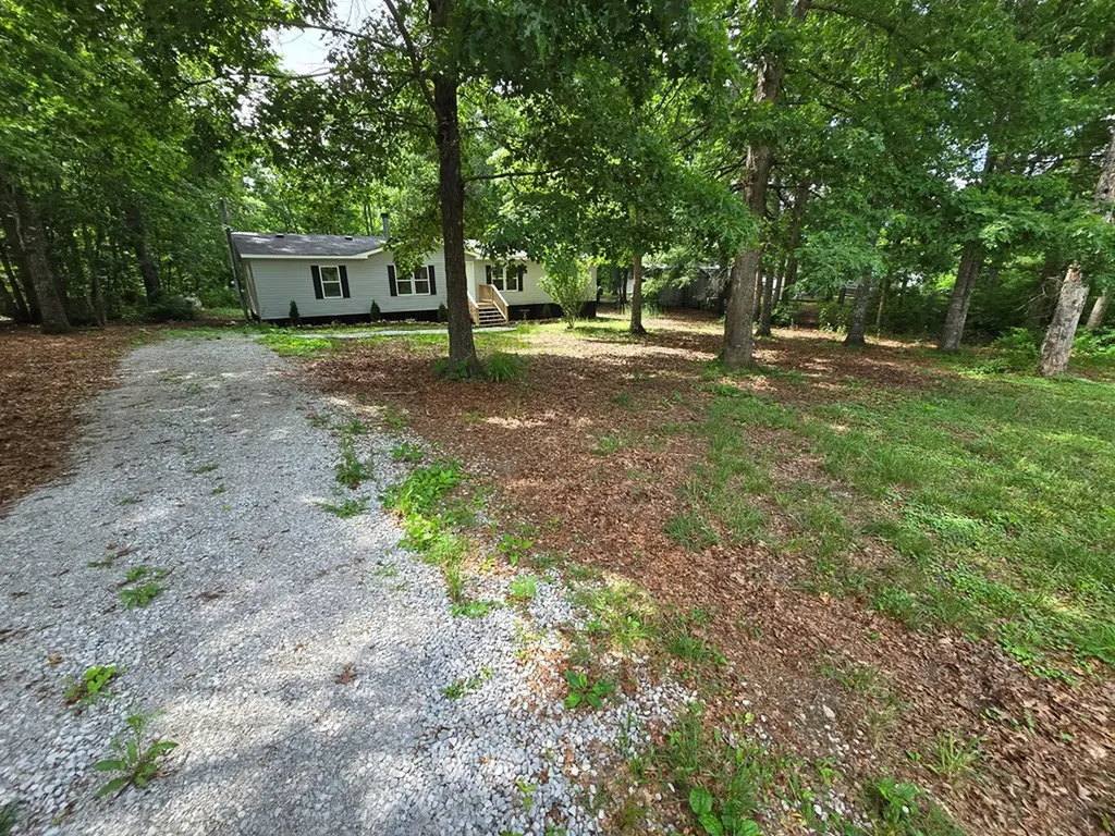 601 Foxwood Drive Crossville TN 38571