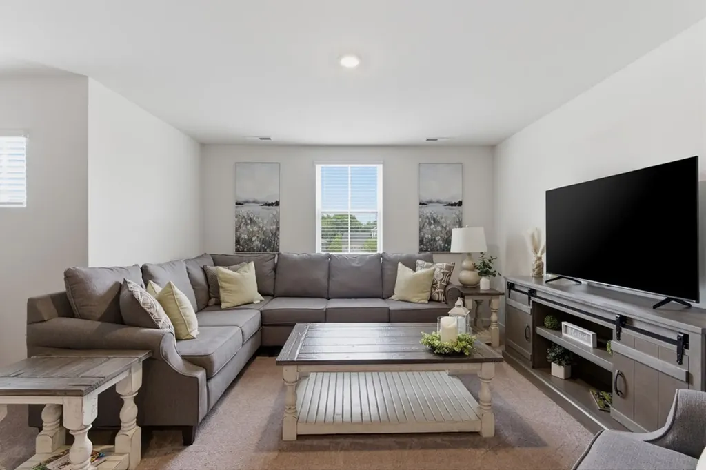 878 Nightingale Avenue Hendersonville TN 37075
