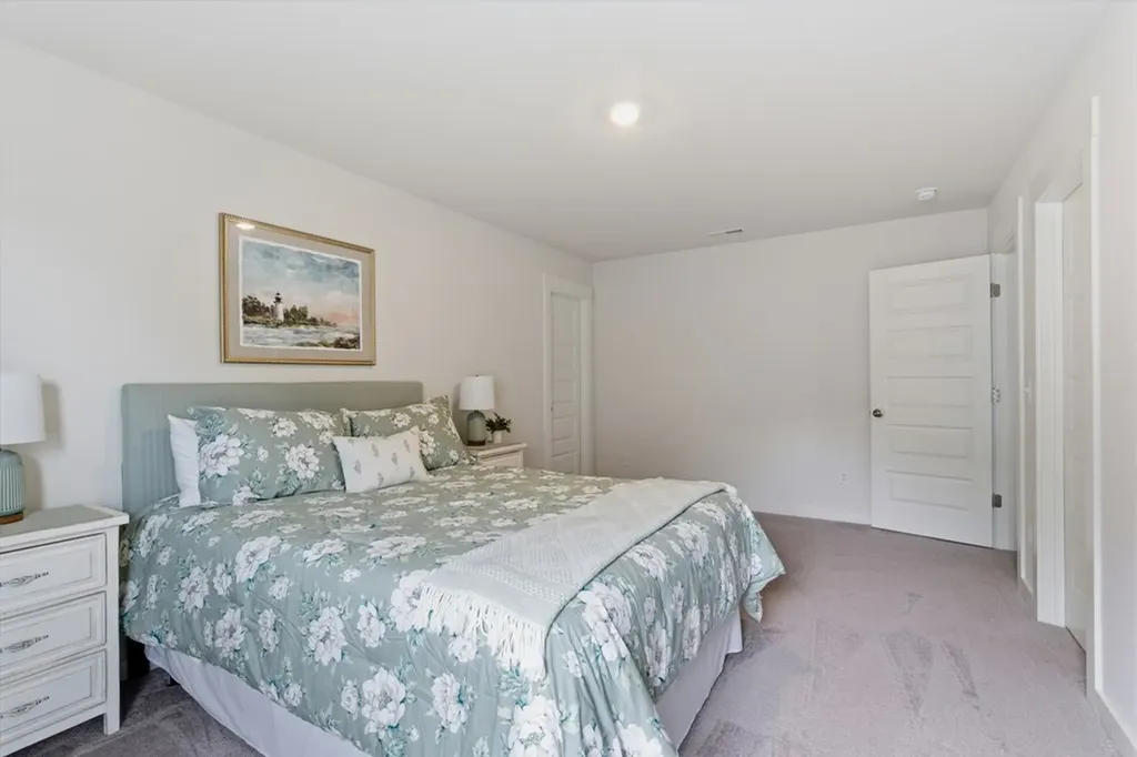 878 Nightingale Avenue Hendersonville TN 37075