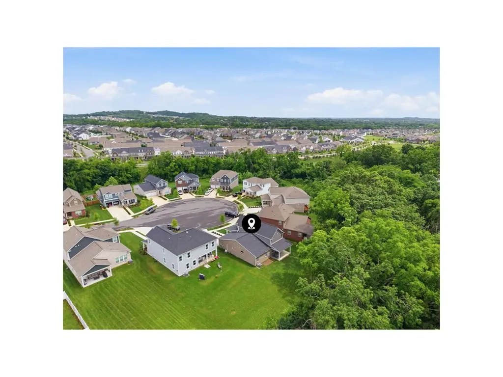 878 Nightingale Avenue Hendersonville TN 37075