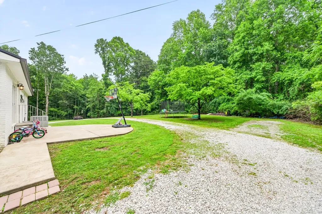 520 Phifer Mine Road Spencer TN 38585