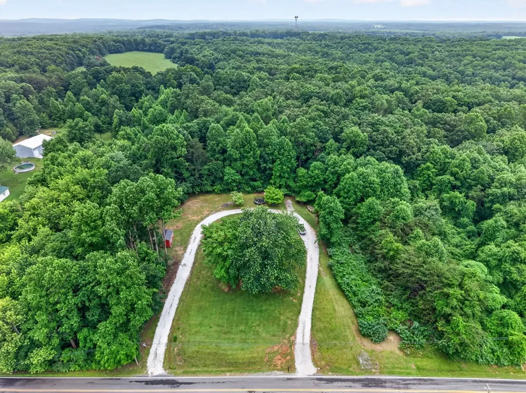 520 Phifer Mine Road Spencer TN 38585