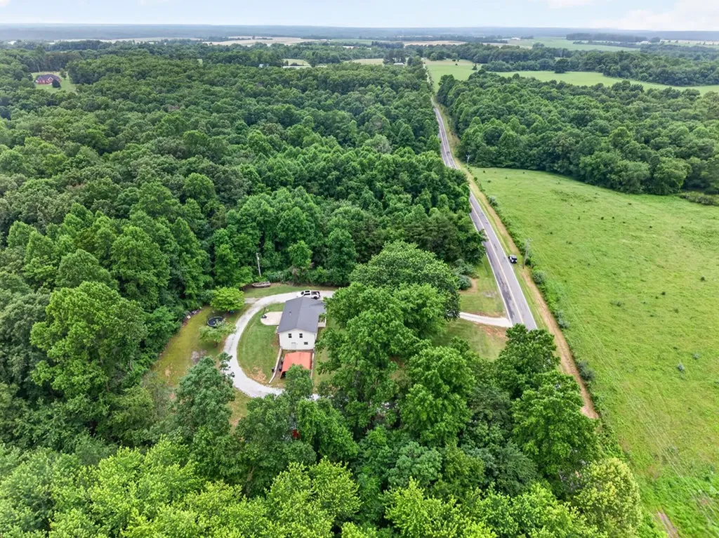520 Phifer Mine Road Spencer TN 38585