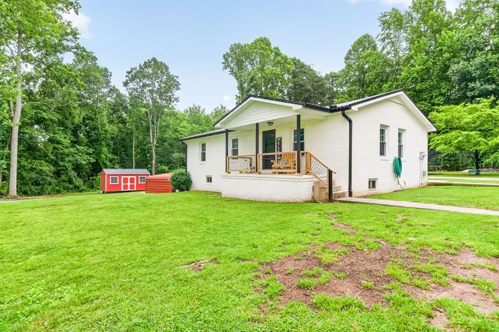 520 Phifer Mine Road Spencer TN 38585