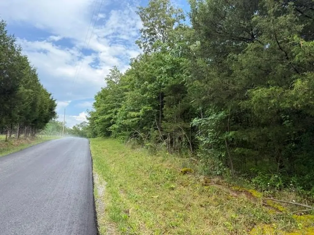 05 Smoot Road Morrison TN 37357