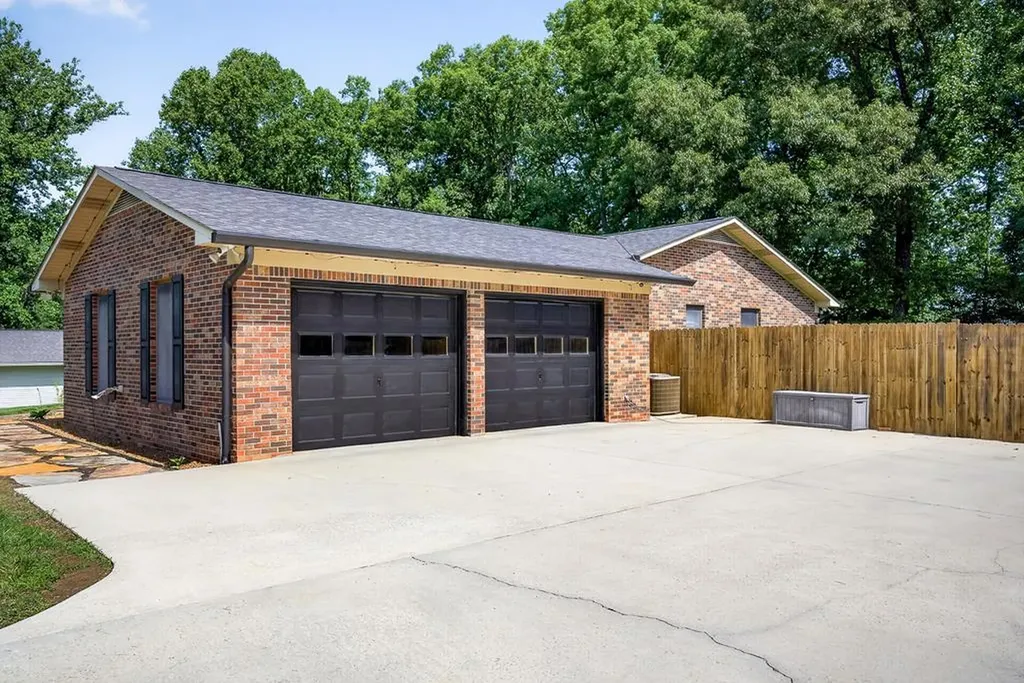 1331 Apple Valley Court Cookeville TN 38501-4444