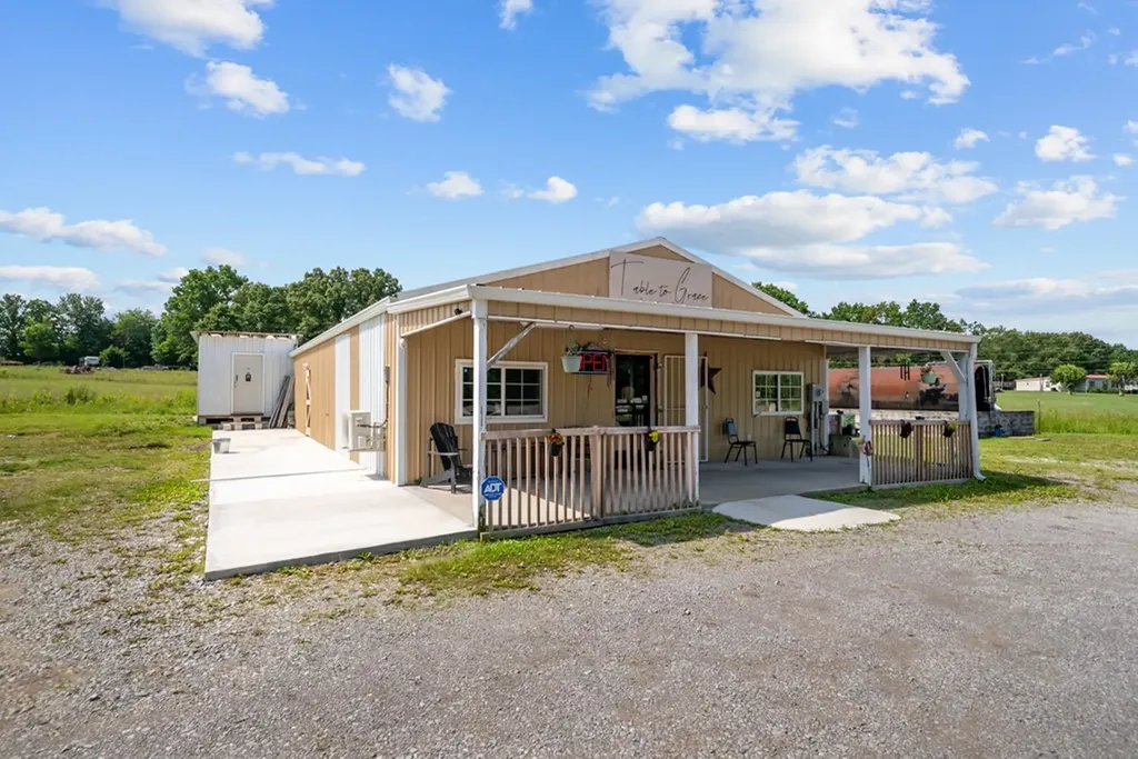 1424 Bellview Road Pikeville TN 37367