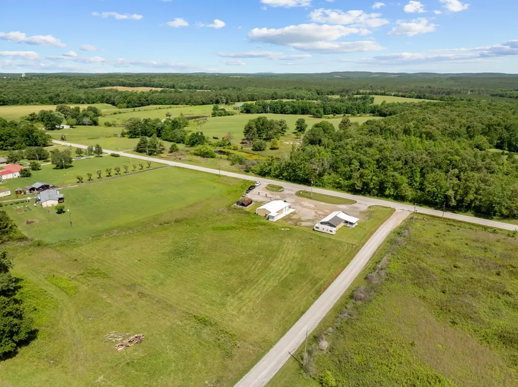 1424 Bellview Road Pikeville TN 37367