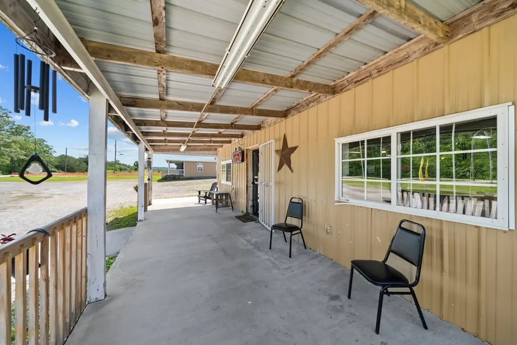 1424 Bellview Road Pikeville TN 37367