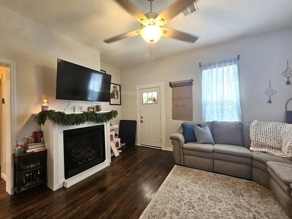 124 Andersonst Sparta TN 38583
