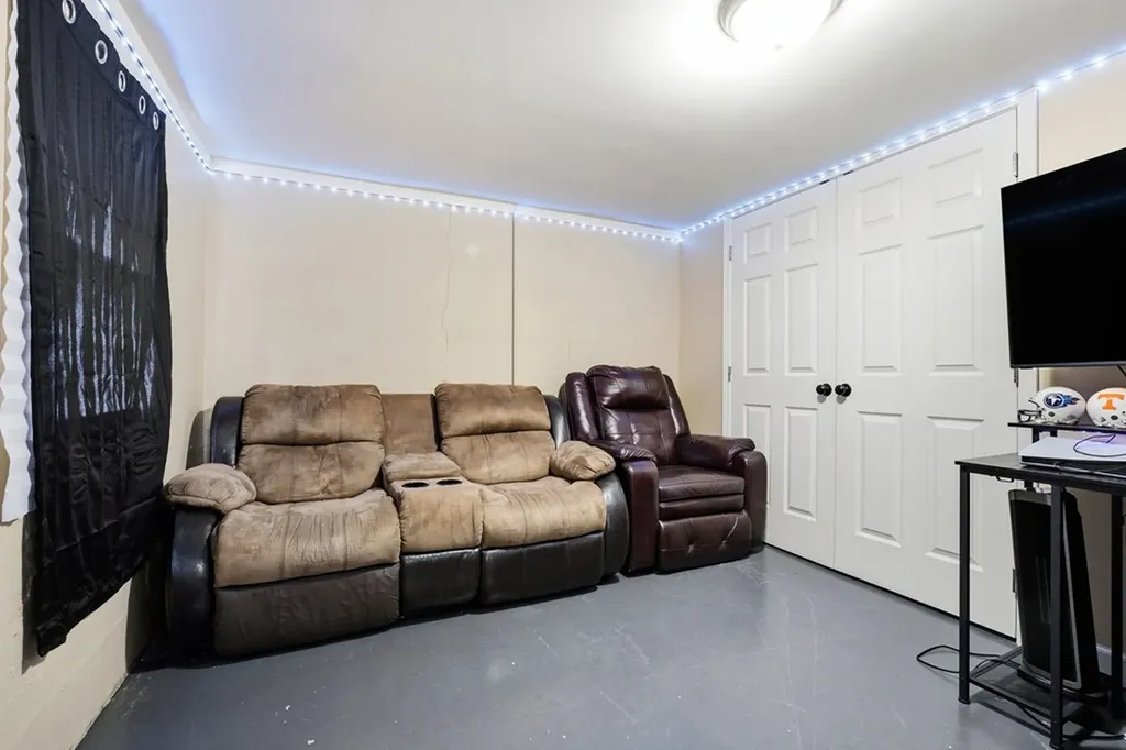 307 Miller Street Livingston TN 38570