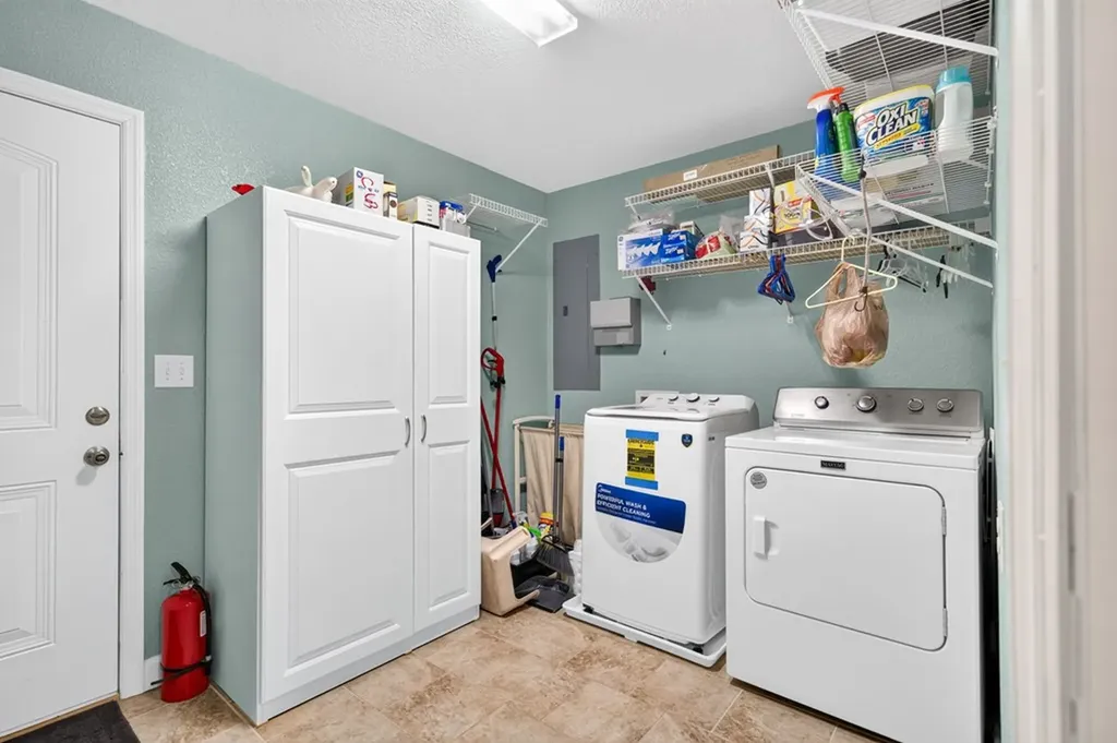 1007 Parkstown Extension Wilder TN 38589