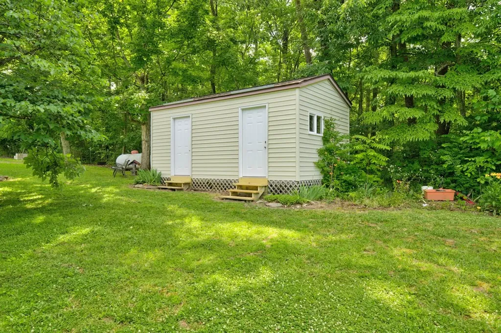 129 Melton Lane Monterey TN 38574